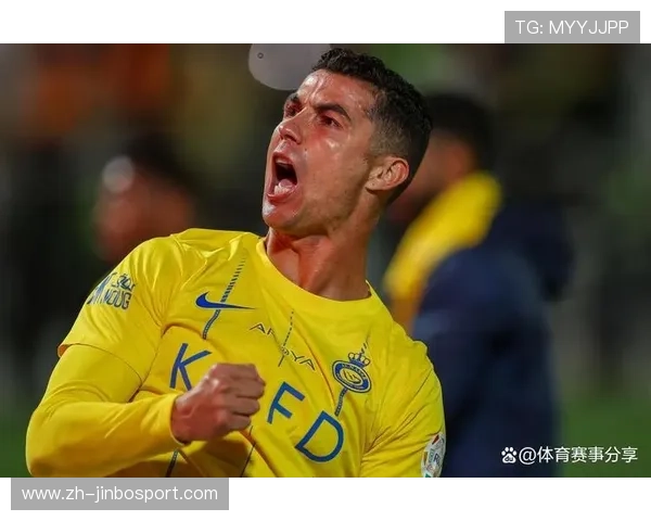 40岁C罗依旧热泪盈眶再现铁血斗魂展露永不服输赤子真情力量感 40岁C罗依旧热泪盈眶再现铁血斗魂展露永不服输赤子真情力量感