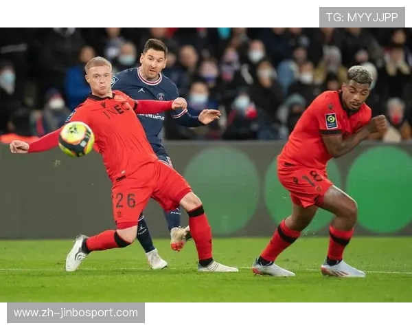 豪门对决疑似遭冷落 球迷纷纷为明星球员打抱不平